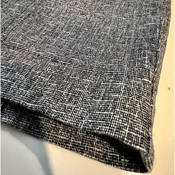 2 for $22 Express Womens Skirt Size 4 Twill Knit Stretch Classic Career Modern - Picture 3 of 8